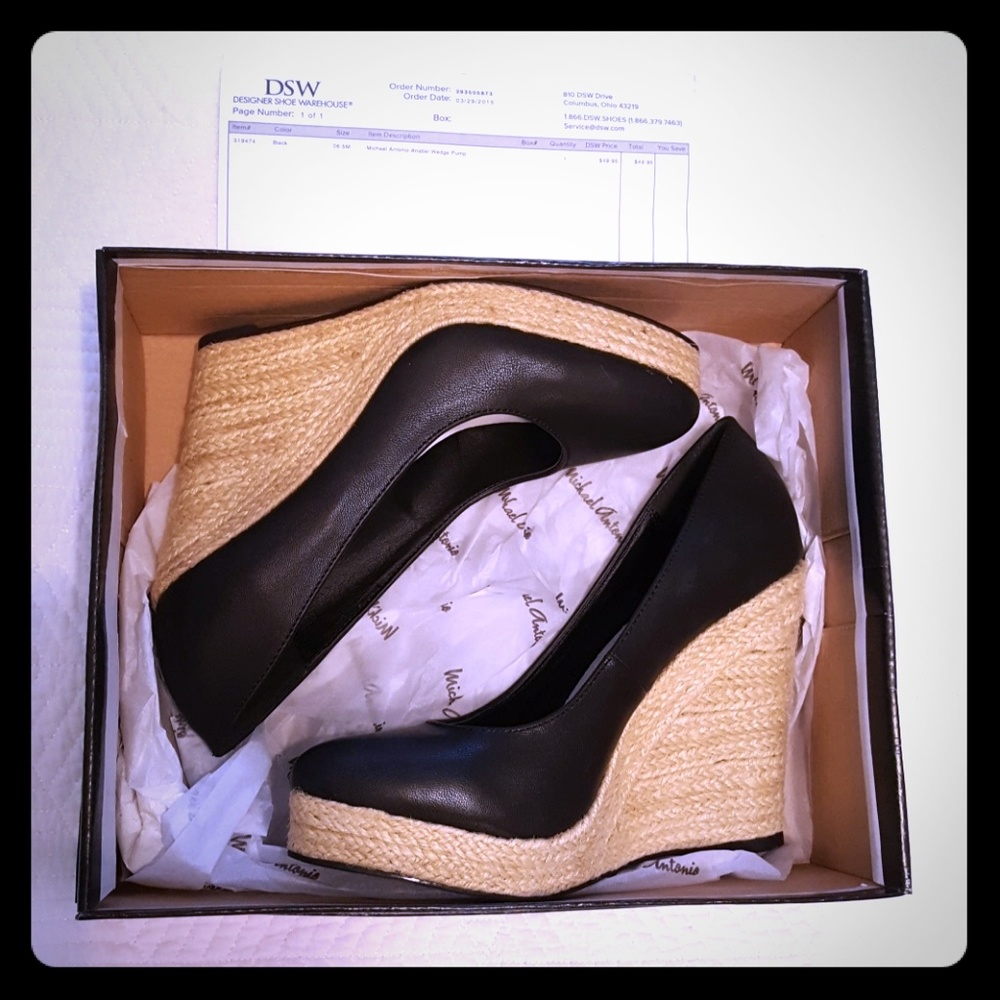 Black wedge pump